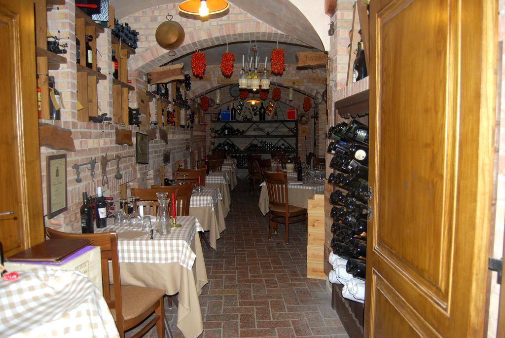 Hotel Ristorante Donato Calvizzano Екстериор снимка