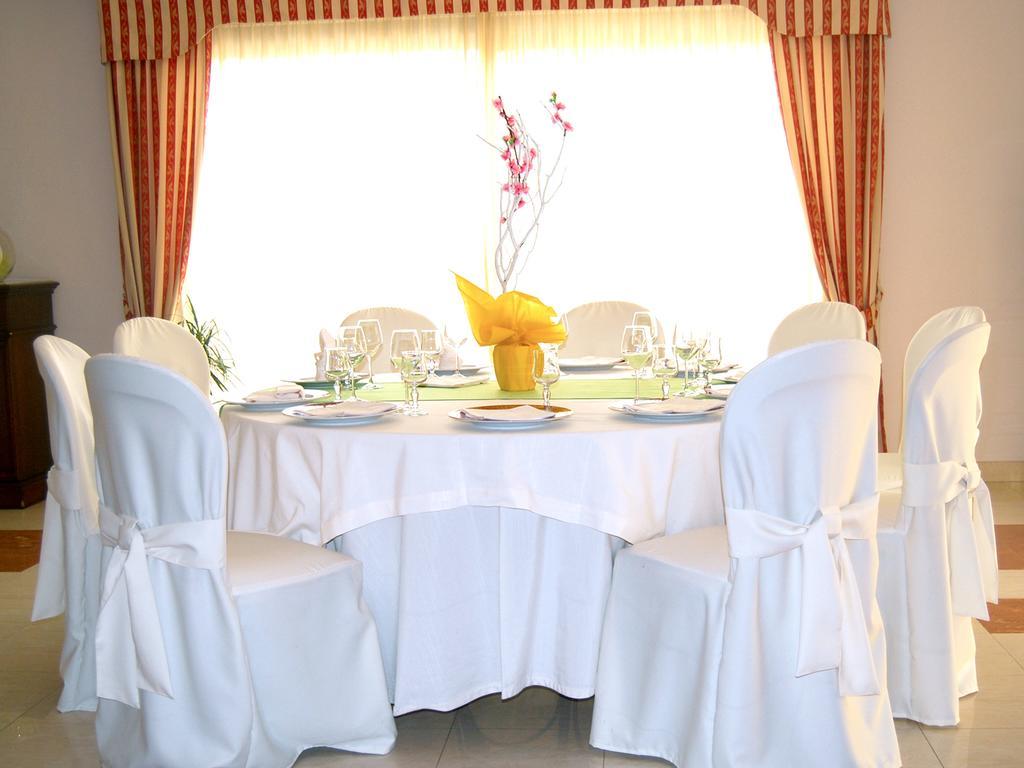 Hotel Ristorante Donato Calvizzano Екстериор снимка